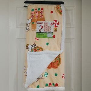 Peanuts Snoopy Gingerbread Christmas Sherpa Throw Blanket NEW 50×60